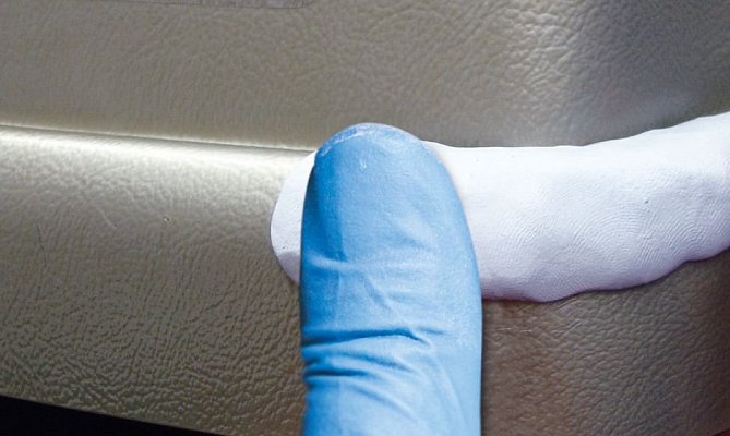 AWB-10536115-Repair-Stick-Kunststoff-Dachbox-001-1920x1920