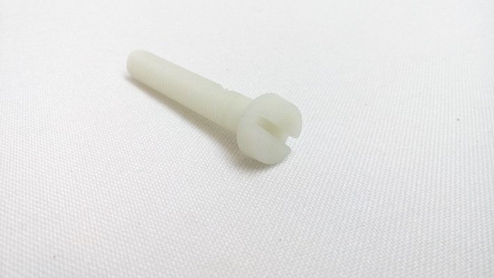 Plastový šroub k čerpadlu Magic M6x35