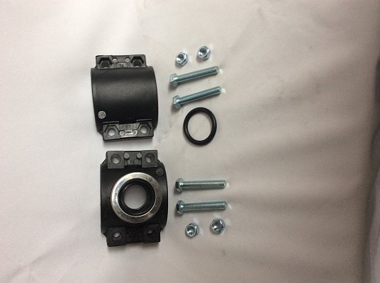 Navrtávací objímka - kovové okroužení 63x1"