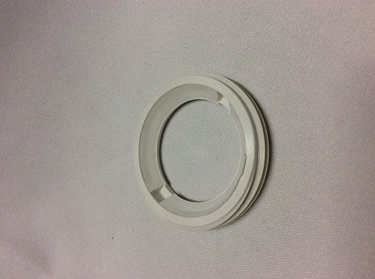 Fixační kroužek kuličky trysky 350