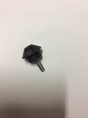 Šroub+těsnění oběžného kola KARPA/KAPRI - doprodej