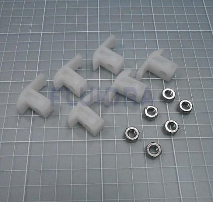 Clip k 300W světlu 7856 + matky (sada)